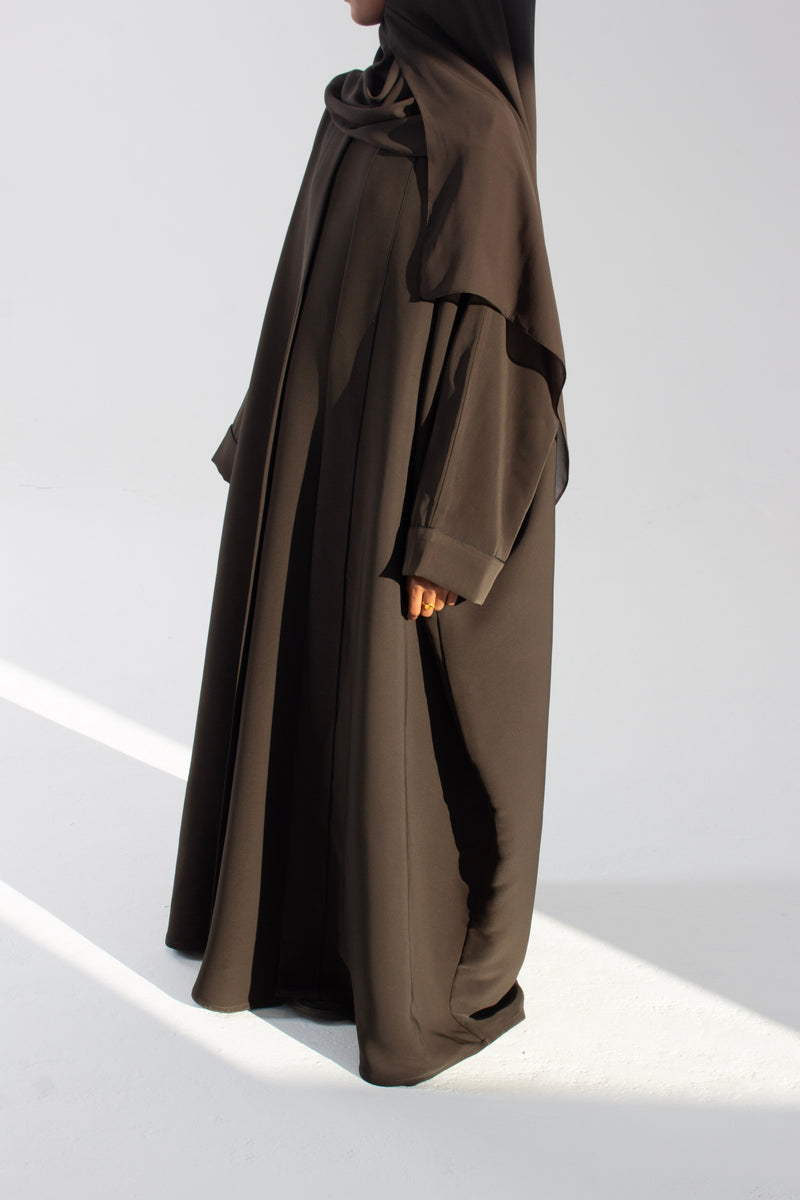 The Sovalye Black Dress